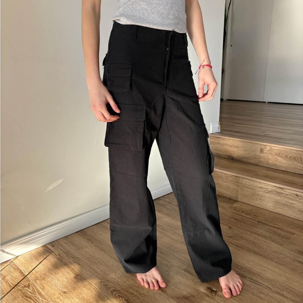 Aritzia Black Cargo Pants